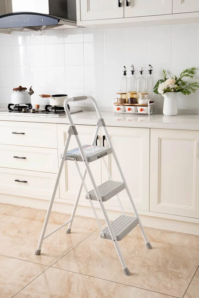 Mastercraft 3-Step Metal Folding Step Stool, 225-lb, 3.2 Ft - Image 6