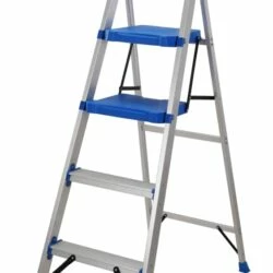 Mastercraft Grade 1 Aluminum Compact Ladder, 5.5-ft, 250-lb