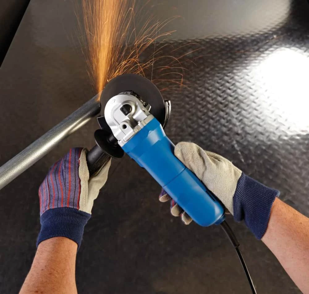 Mastercraft 6A Corded Single-Speed Angle Grinder With Bonus Cut-Off Disc & Guard, 4-1/2-in - Image 10