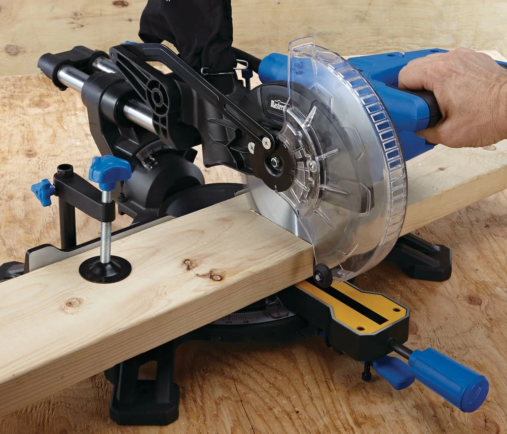 Mastercraft 9.5 Amp Single-Bevel Sliding Compound Mitre Saw, 7-1/4-in - Image 12